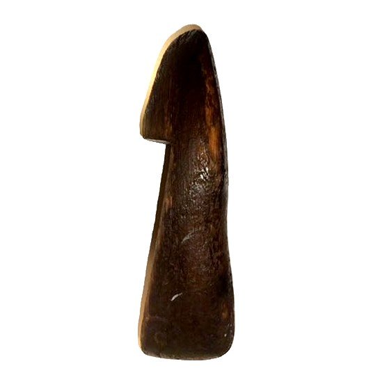 Forme en bois sculpté
