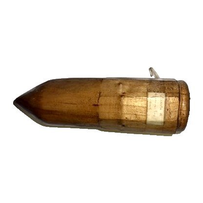 Coffin en bois avec sa pierre à aiguiser