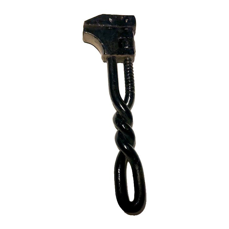 Clé forgée à manche torsadé
