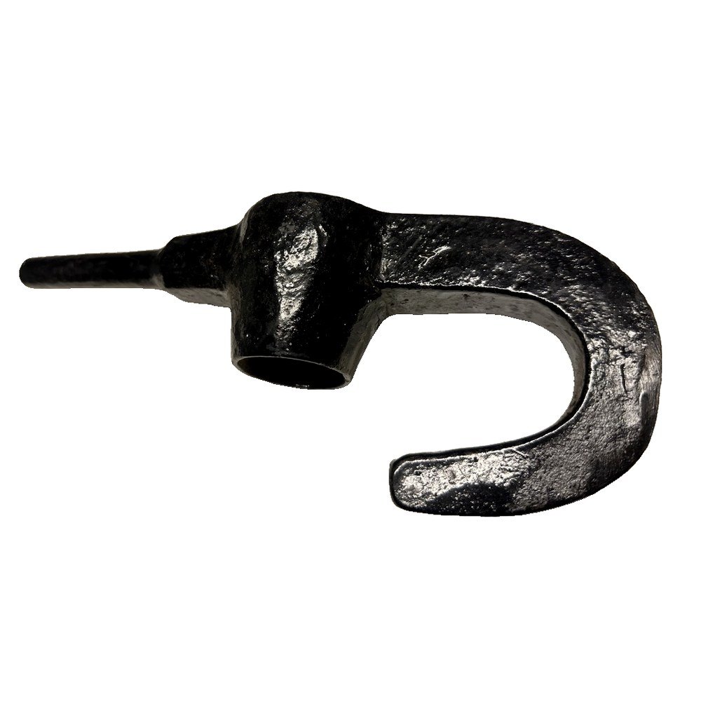 Croc forgé à douille