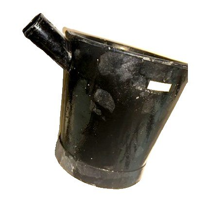Seau à bec en tôle